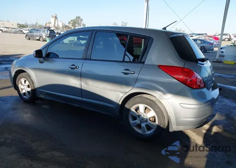 2007 Nissan Versa 1.8Sl z USA, uszkodzony, nr VIN 3N1BC13EX7L455094